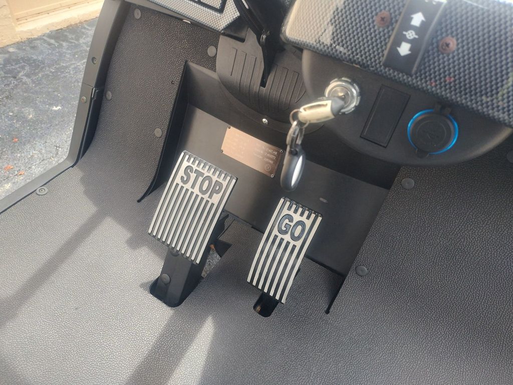 2023 LVTONG Electric Cart 6 Seater Lifted Electric Golf Cart 6 Seater - 22880797 - 6