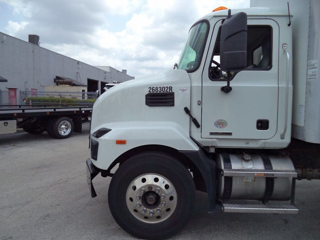 2023 Mack MD6 26FT DRY BOX TRUCK. LIFTGATE - 22445858 - 13