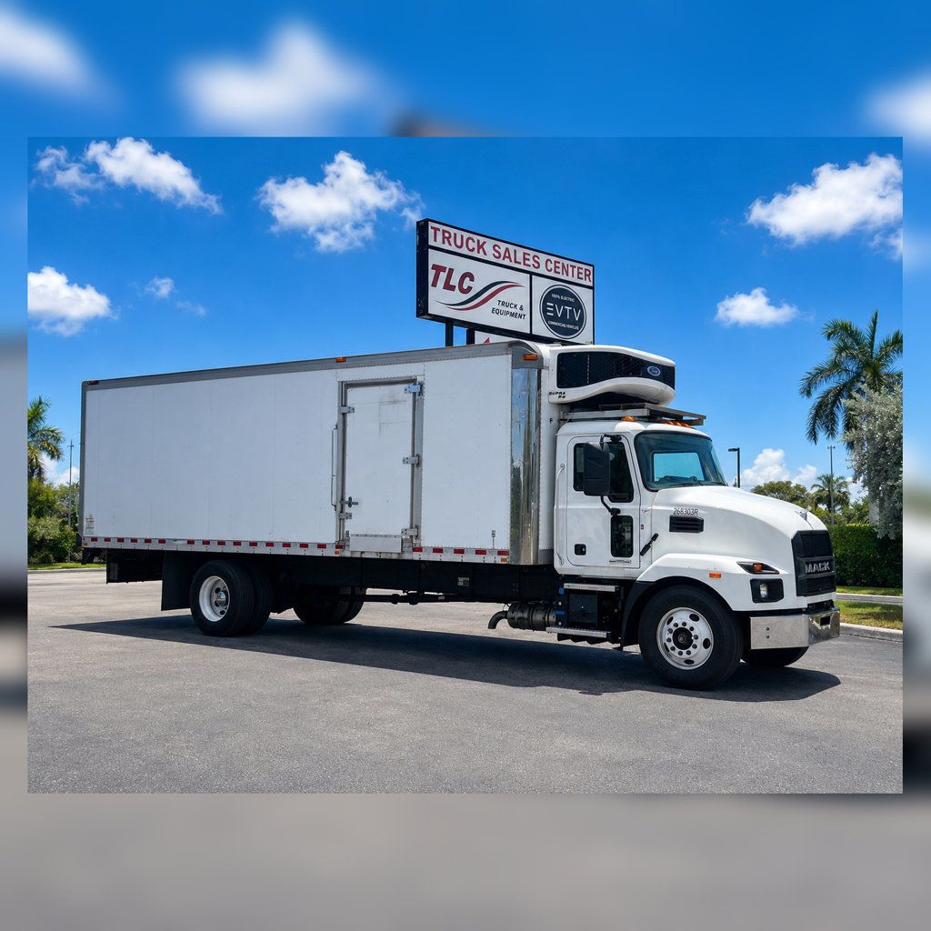 2023 Mack MD6 w/ 26ft Refrigerated Box Thermo King T-1000 & Liftgate - 23073081 - 3