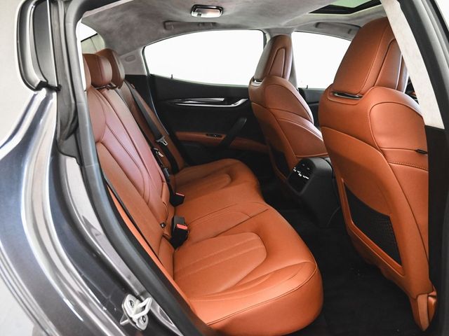 2023 Maserati Ghibli Modena Q4 - 22980320 - 35