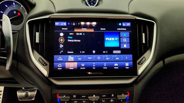 2023 Maserati Ghibli Modena Q4 AWD - 23092726 - 17