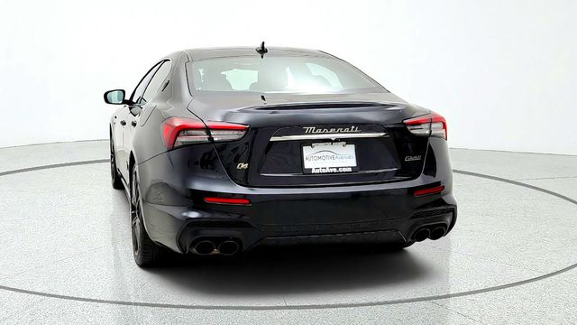 2023 Maserati Ghibli Modena Q4 w/ Nerissimo Pack, 21'' Titano Wheels & Premium Sound - 23093273 - 5