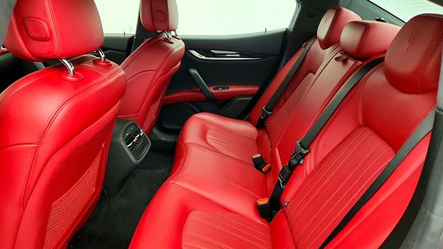 2023 Maserati Ghibli Modena RWD w/ Nerissimo Pkg, Ventilated Seats & 20' Urano Wheels - 23034792 - 19