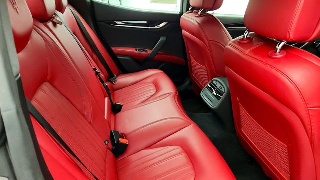 2023 Maserati Ghibli Modena RWD w/ Nerissimo Pkg, Ventilated Seats & 20' Urano Wheels - 23034792 - 21