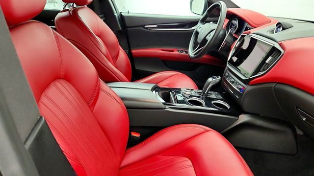2023 Maserati Ghibli Modena RWD w/ Nerissimo Pkg, Ventilated Seats & 20' Urano Wheels - 23034792 - 22