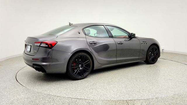 2023 Maserati Ghibli Modena RWD w/ Nerissimo Pkg, Ventilated Seats & 20' Urano Wheels - 23034792 - 4