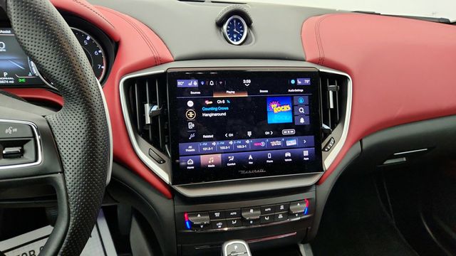 2023 Maserati Ghibli Modena with Full Natural Drilled Leather & 20'' Teseo Wheels - 22947552 - 16