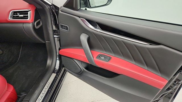 2023 Maserati Ghibli Modena with Full Natural Drilled Leather & 20'' Teseo Wheels - 22947552 - 25