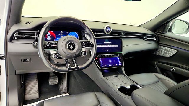 2023 Maserati Grecale GT AWD w/ 21'' Wheels, Driver Assist. Pkg & Neroissimo Pkg - 23022540 - 11