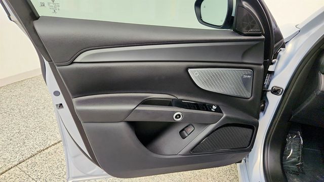 2023 Maserati Grecale GT AWD w/ Nerissimo Pkg & Driver Assistance Pkg L1 - 23046003 - 9