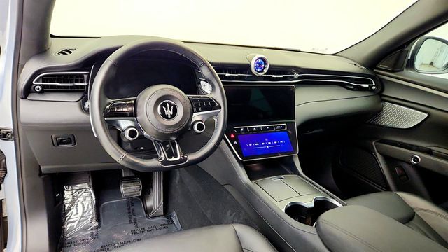 2023 Maserati Grecale GT AWD w/ Nerissimo Pkg & Driver Assistance Pkg L1 - 23046003 - 11