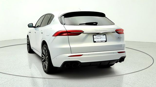 2023 Maserati Grecale GT AWD w/ Nerissimo Pkg & Driver Assistance Pkg L1 - 23046003 - 5