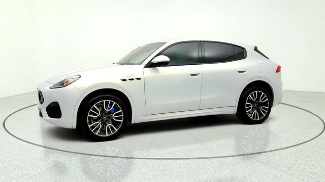 2023 Maserati Grecale GT AWD w/ Nerissimo Pkg & Driver Assistance Pkg L1 - 23046003 - 7