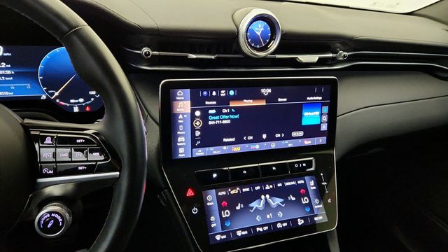 2023 Maserati Grecale Modena AWD with Piano Black Wood Trim - 22947384 - 17