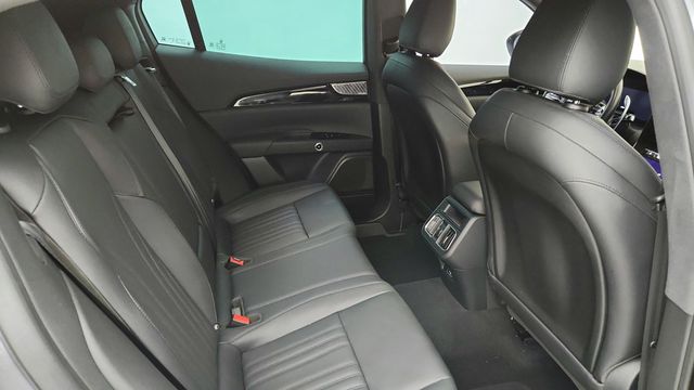 2023 Maserati Grecale Modena AWD with Piano Black Wood Trim - 22947384 - 23