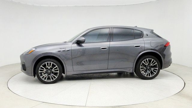 2023 Maserati Grecale Modena AWD with Piano Black Wood Trim - 22947384 - 7