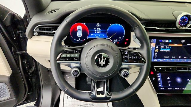 2023 Maserati Grecale Modena AWD with Premium Plus Package & Extended Leather - 22970773 - 13
