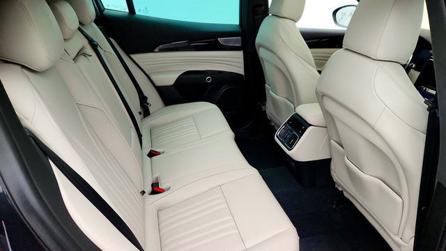 2023 Maserati Grecale Modena AWD with Premium Plus Package & Extended Leather - 22970773 - 24