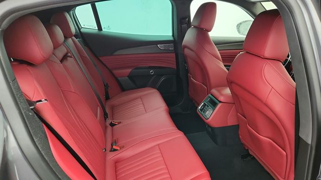 2023 Maserati Grecale Modena AWD with Premium & Techassistance Packages + 21in Wheels - 22953967 - 22