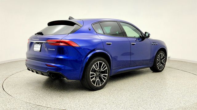 2023 Maserati Grecale Modena AWD w/ Techssistance Pkg & Surround View Camera - 23022518 - 4