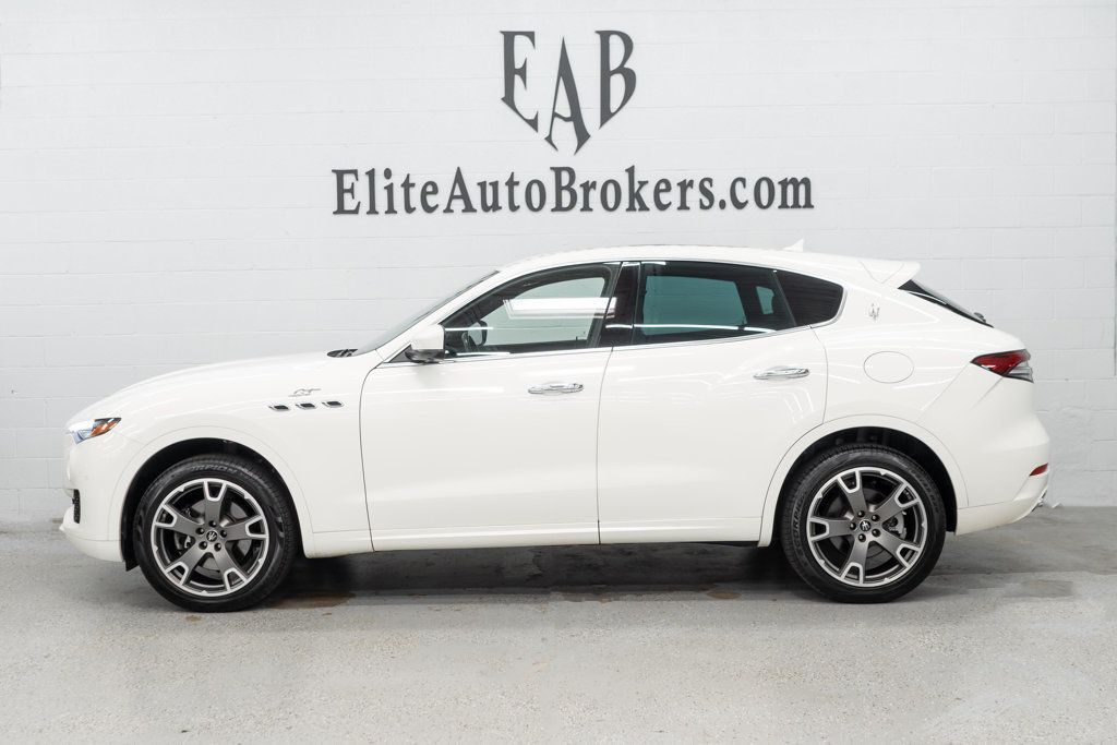 Maserati Levante photo 2