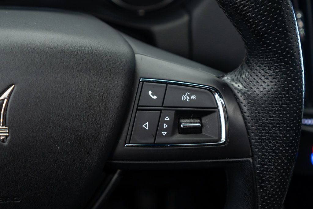Maserati Levante photo 25