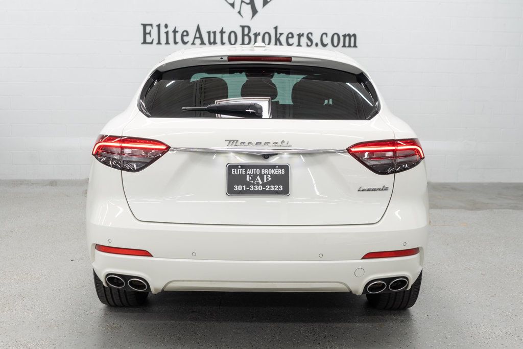 Maserati Levante photo 4