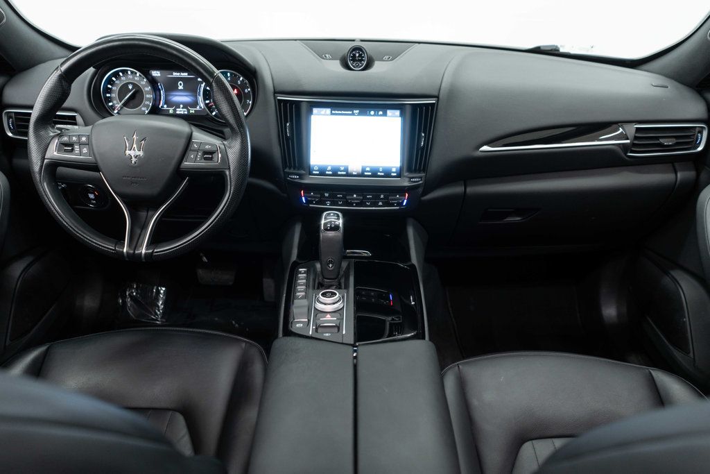 Maserati Levante photo 9