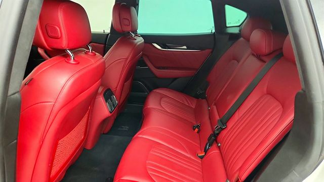 2023 Maserati Levante GT AWD w/ Premium harman/kardon 900W Audio & Red Leather - 23002211 - 21