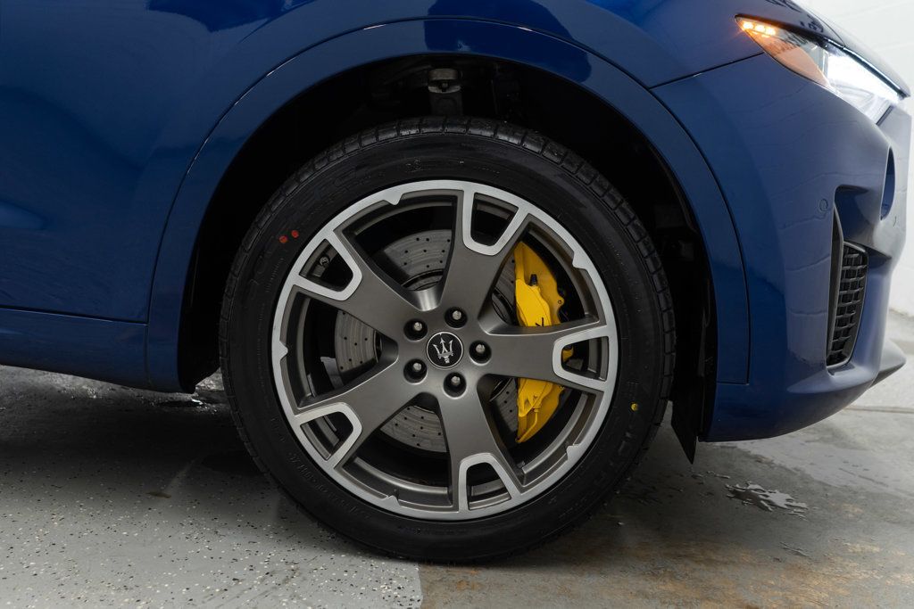 Maserati Levante photo 39