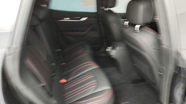 2023 Maserati Levante Modena AWD with Full Natural Drilled Leather & 21'' Wheels - 22941011 - 23