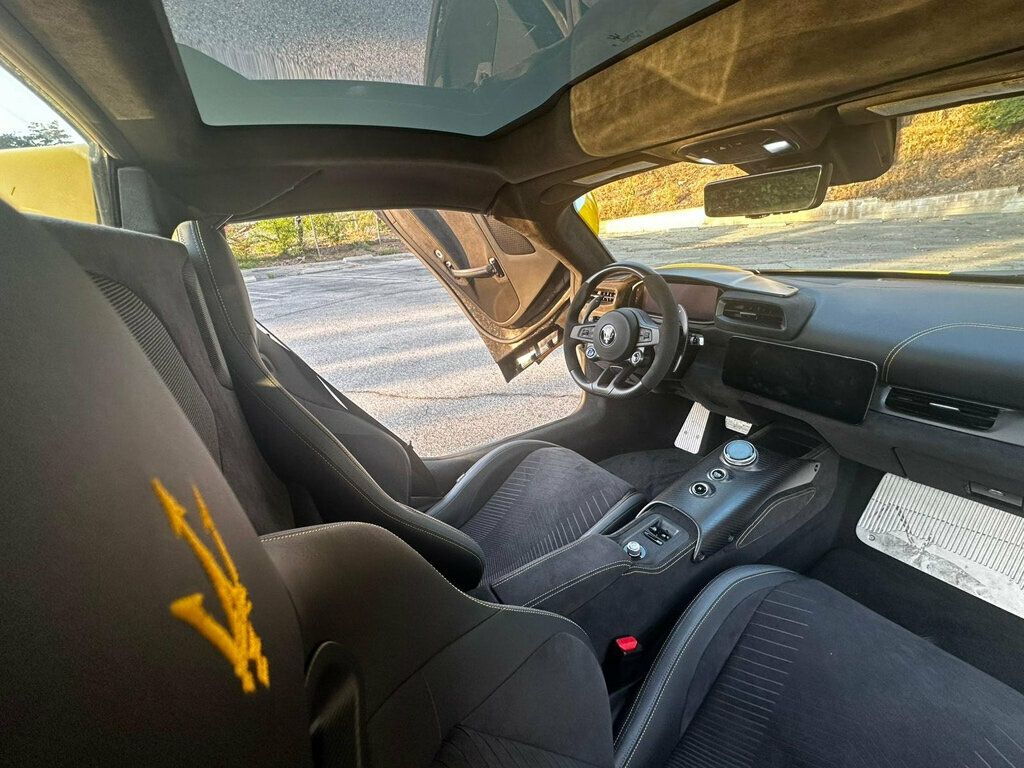 2023 Maserati MC20 Base Cielo photo 5