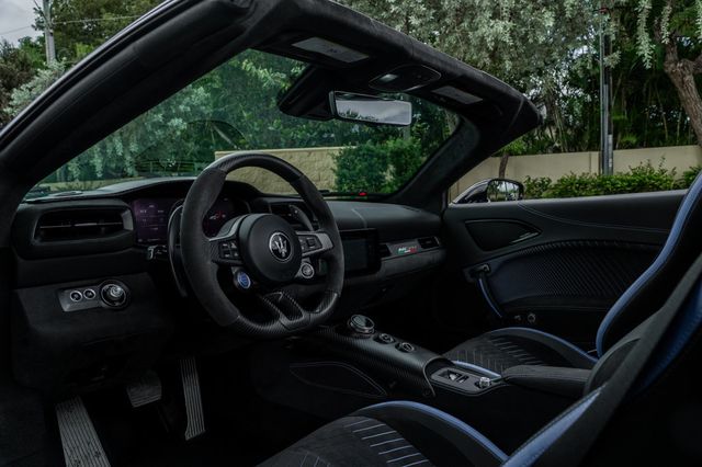 2023 Maserati MC20 Cielo Convertible - 23085218 - 17