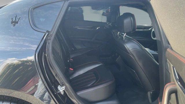 2023 Maserati Quattroporte Modena Q4 - 23037648 - 12