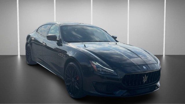 2023 Maserati Quattroporte Modena Q4 - 23037648 - 1