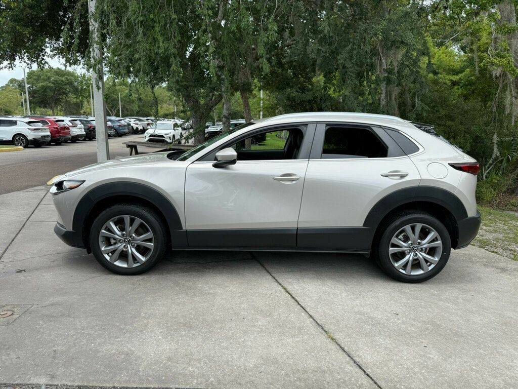 2023 Mazda CX-30 2.5 S Preferred photo 2