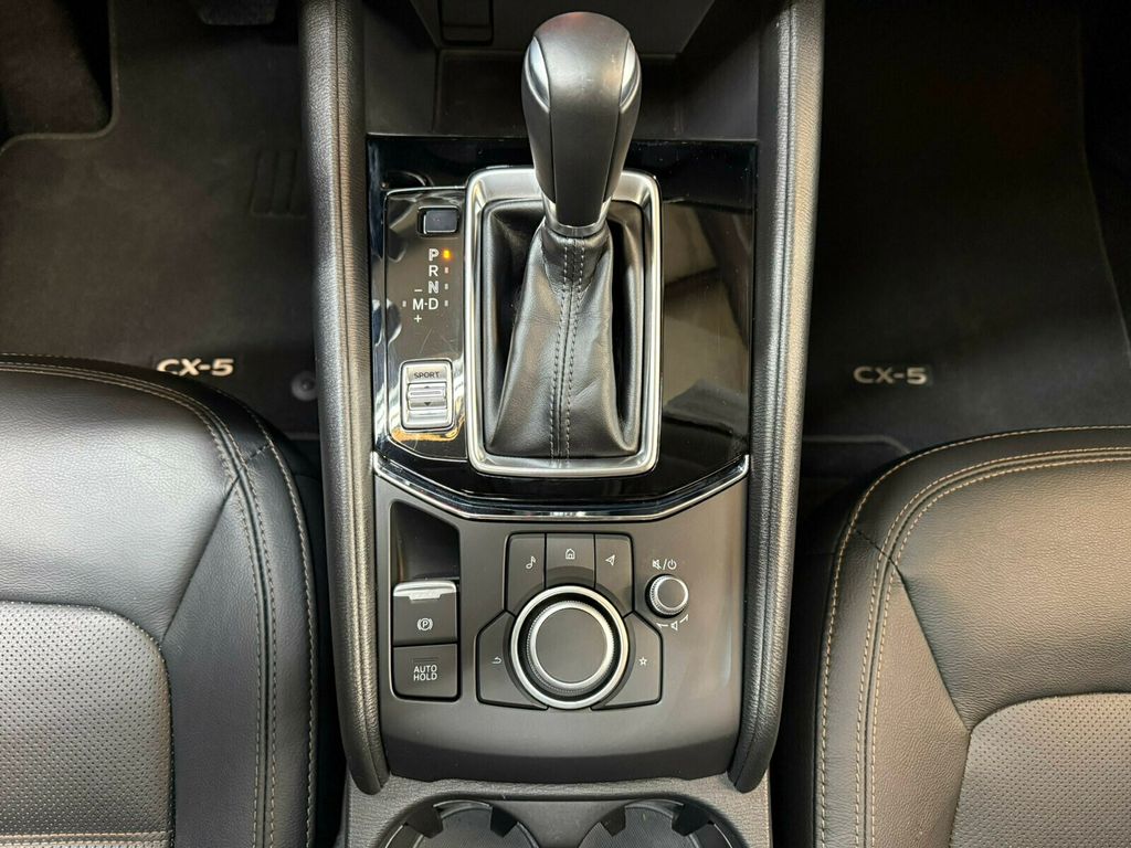 2023 Mazda CX-5 Preferred Pkg/AWD/Heated Leather Seats/Blind Spot Monitor - 23054189 - 13
