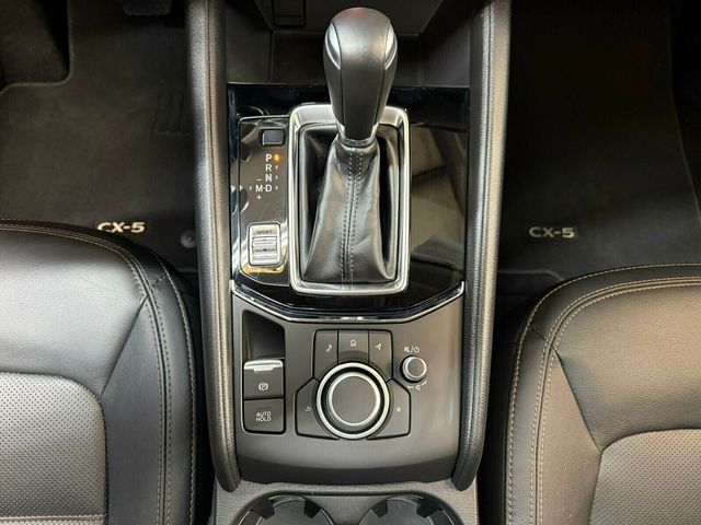 2023 Mazda CX-5 Preferred Pkg/AWD/Heated Leather Seats/Blind Spot Monitor - 23054189 - 13