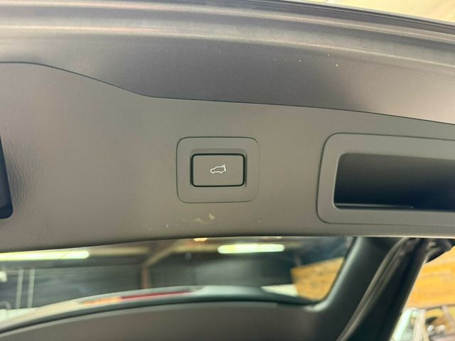 2023 Mazda CX-5 Preferred Pkg/AWD/Heated Leather Seats/Blind Spot Monitor - 23054189 - 24