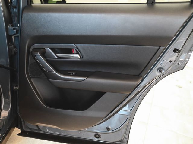 2023 Mazda CX-50 2.5 S Preferred Plus Package - 23010516 - 11