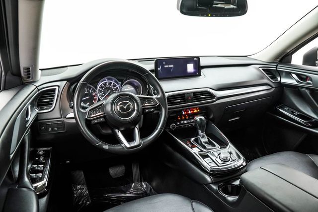 2023 Mazda CX-9 Touring AWD - 23023048 - 4