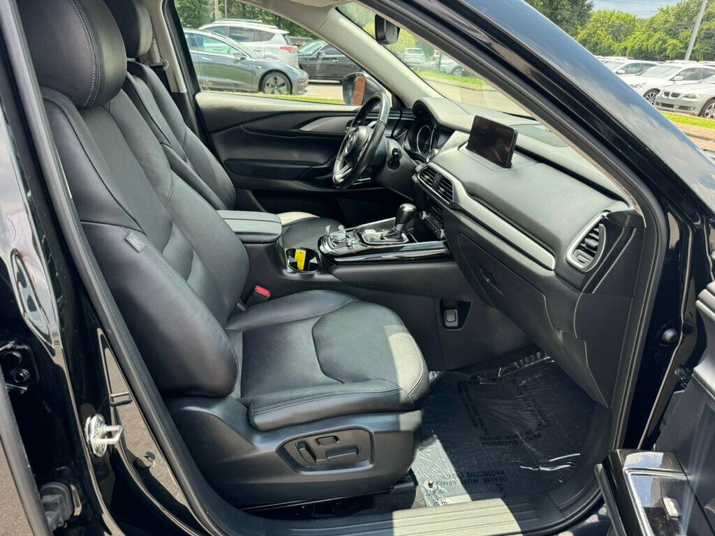 2023 Mazda CX-9 Touring AWD - 22877176 - 8