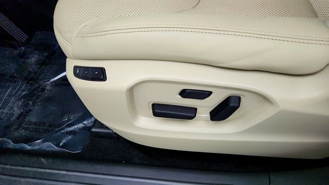 2023 Mazda CX-9 Touring Plus AWD - 23003956 - 10