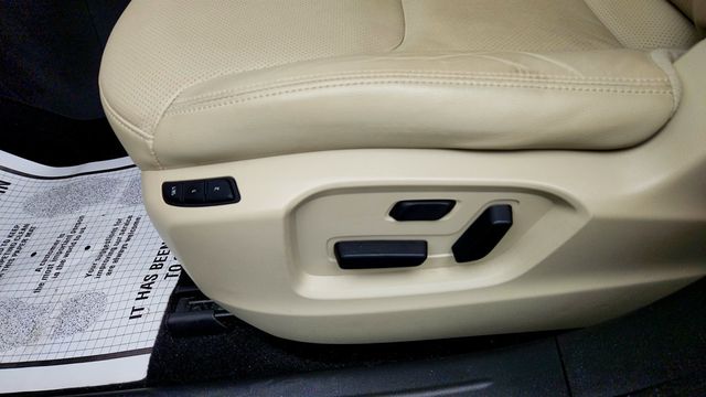 2023 Mazda CX-9 Touring Plus AWD w/ Heated 2nd Row Captain's Chairs - 23020492 - 11