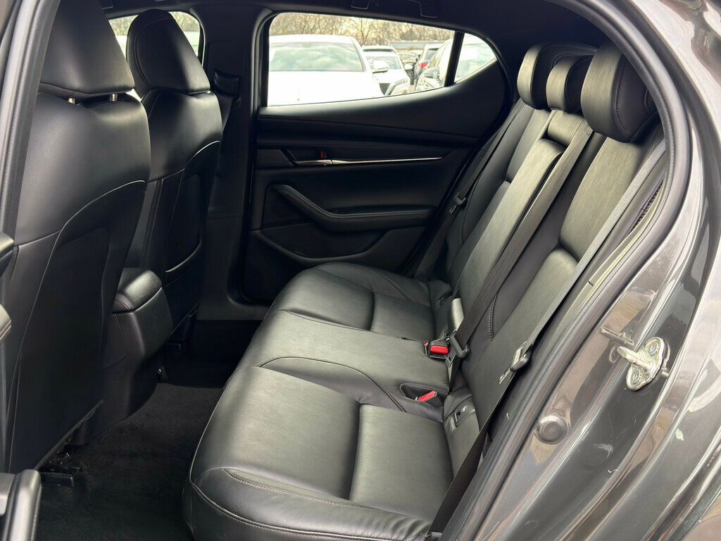 2023 Mazda Mazda3 Hatchback 2.5 S Preferred Automatic FWD - 22975888 - 13