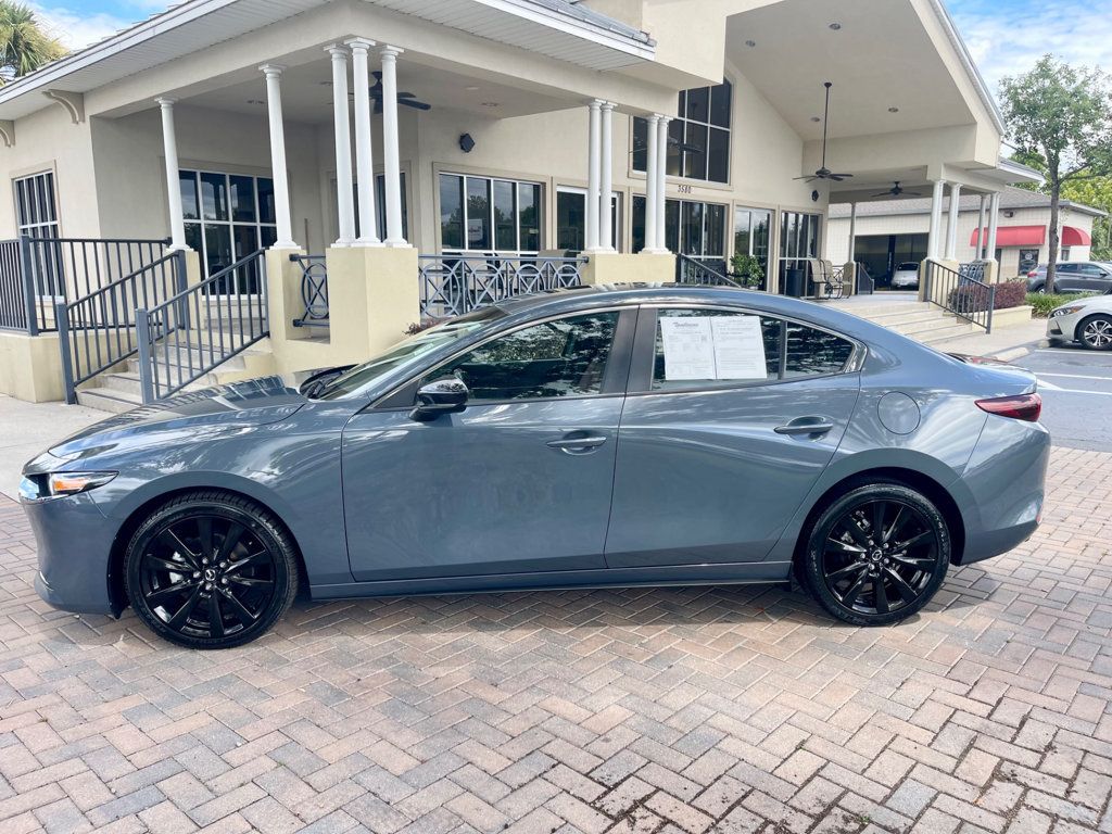 2023 Mazda Mazda3 Sedan 2.5 s Carbon photo 2