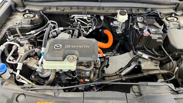 2023 Mazda MX-30 EV Premium Plus Package FWD - 23040266 - 25