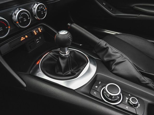 2023 Mazda MX-5 Miata Grand Touring - 23021055 - 24