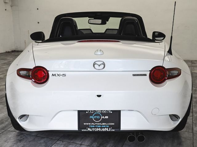 2023 Mazda MX-5 Miata Grand Touring's photo
