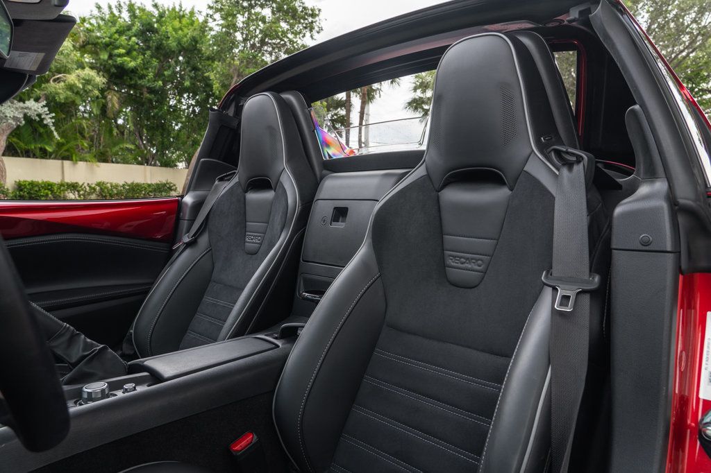 2023 Mazda MX-5 Miata Miata RF photo 11